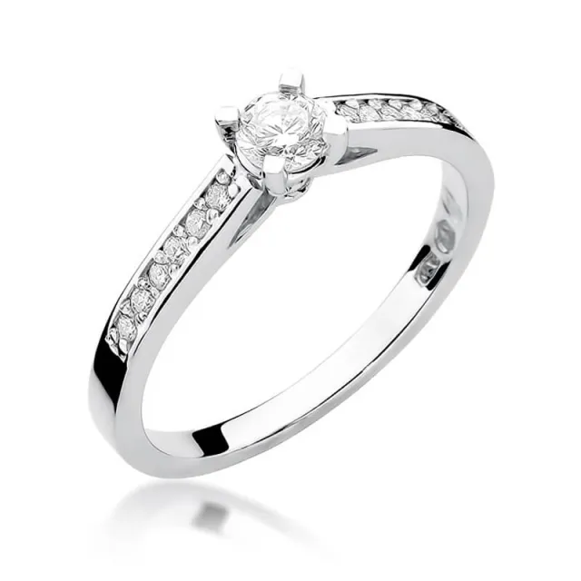 Pierścionek z białego złota diamenty 0,36ct