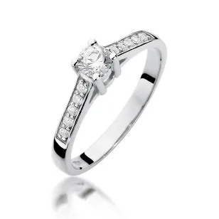 Pierścionek z białego złota z diamentami 0,42ct