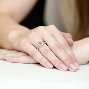 Złoty Pierścionek 585 z diamentem tanzanit 0,40ct