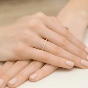 Złoty Pierścionek 585 z diamentem brylant 0,09ct