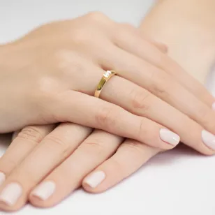 Złoty Pierścionek 585 z diamentem brylant 0,09ct