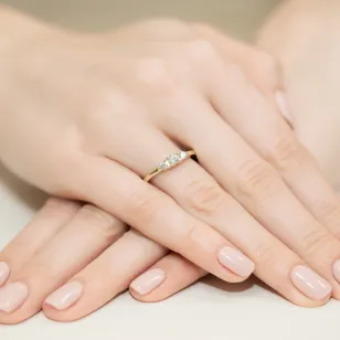 Złoty Pierścionek 585 z diamentem brylant 0,33ct