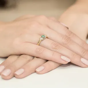Złoty Pierścionek 585 z diamentem szmaragd 0,50ct