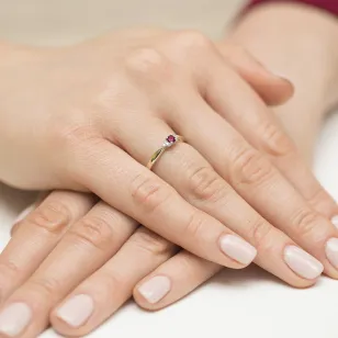 Goldener Diamantring EY-428 Rubin | ergold