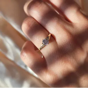 Gold Ring Zirconie Nur ein Smaragd | ergold